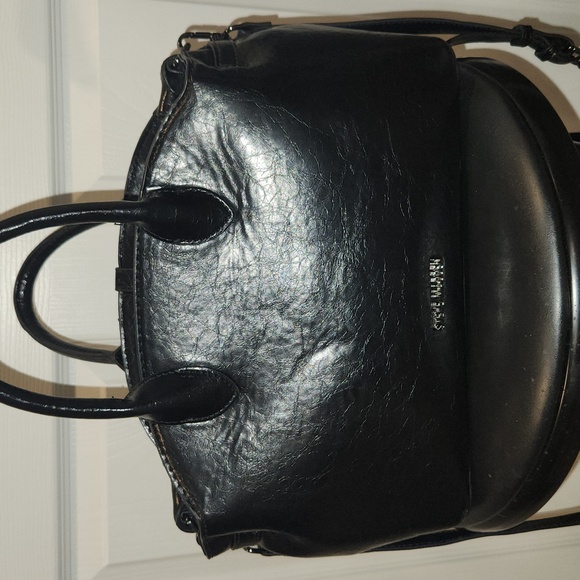 Steve Madden Elegant Black Handbag - Picture 7 of 10